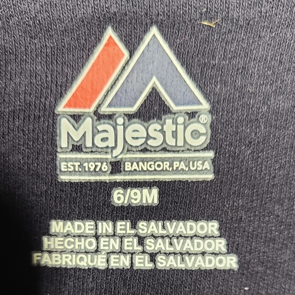 Boston Red Sox onesie - Picture 2 of 2